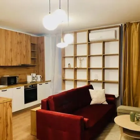 Joy City Vivalia 7b-13 *