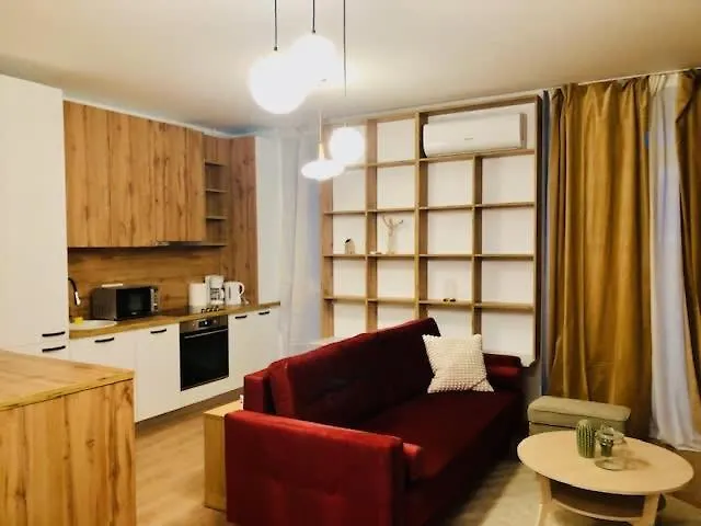 Joy City Vivalia 7b-13 *