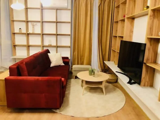 Joy City Vivalia 7b-13 *