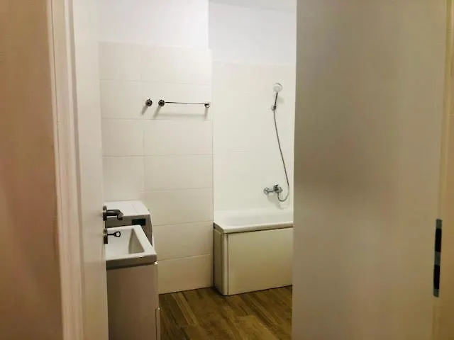 Joy City Vivalia 7b-13