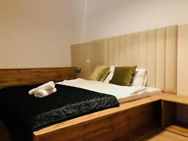 Joy City Vivalia 7b-13 * Timisoara