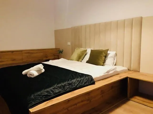 Joy City Vivalia 7b-13